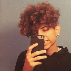 Meet your Posher, Juan